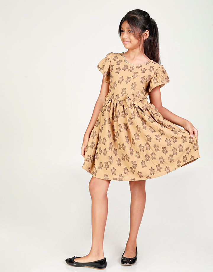 Flared Sleeves Dress with Fixed Bow