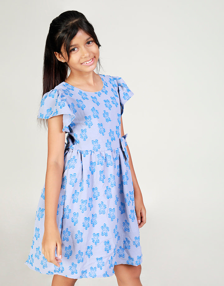 Flared Sleeves Dress with Fixed Bow