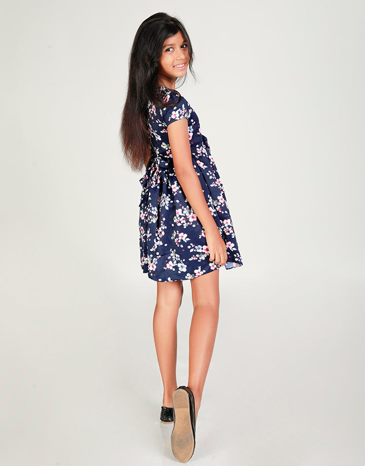 Printed Round Neck Dress with Fixed Bow