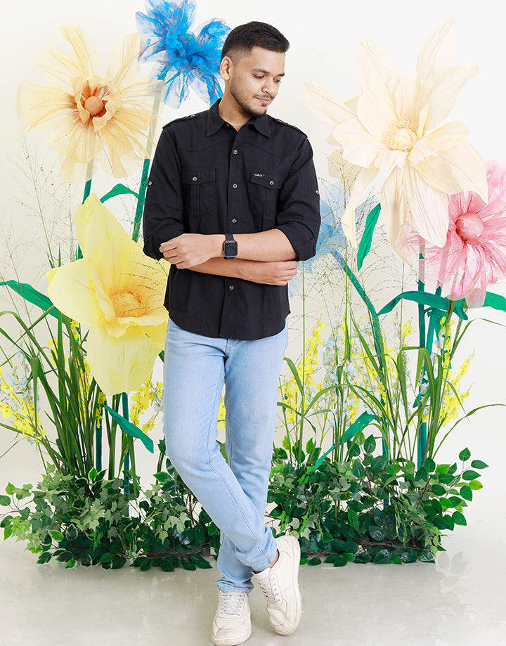 Solid Color Long-Sleeved Shirt With Pockets