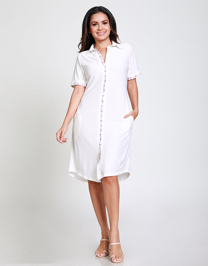 Embroidered Dress with Short Sleeves