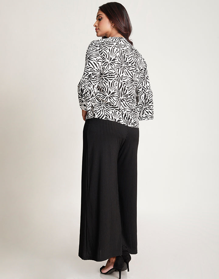 Print Blouse with Pleated Sleeves