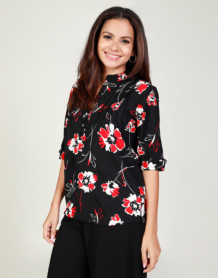 Printed Top with Folded Sleeves