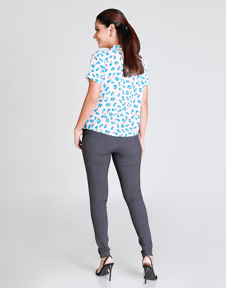 Printed V-Neck Top with Short Sleeves