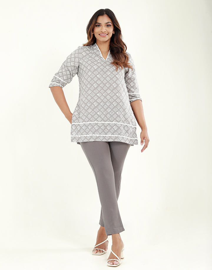 V-Neck Kurtha with Contrasting Piping