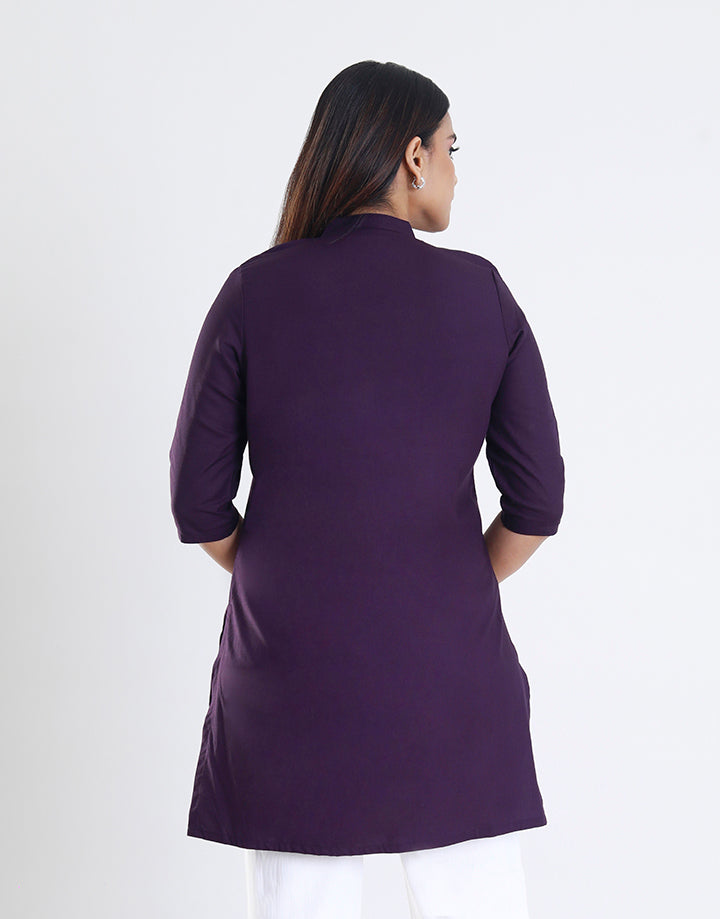 3/4 Sleeve Kurta with Embroidery Detail