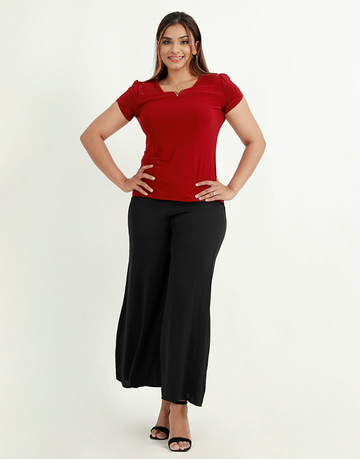 Cap Sleeves Top with Sweetheart Neck Line