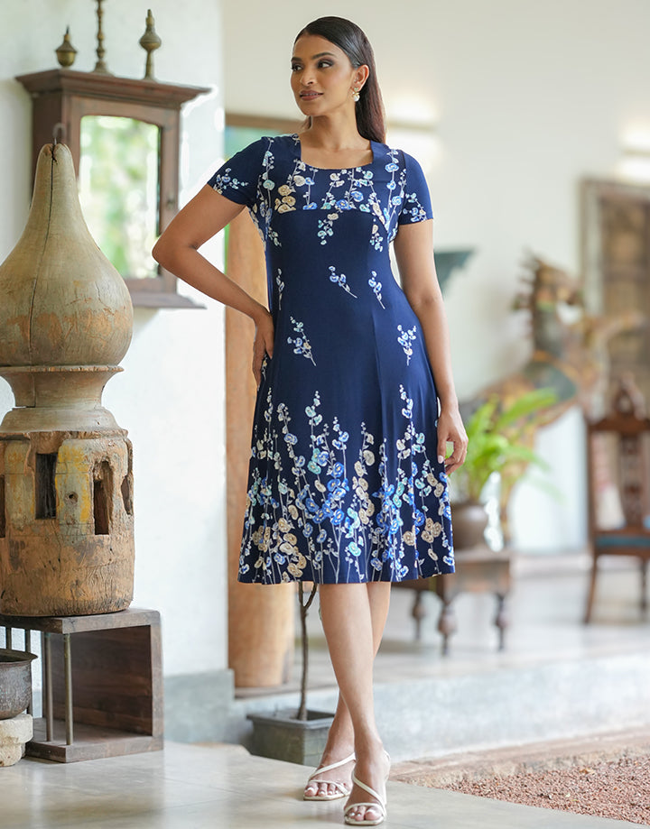 Printed Short Sleeve Midi Dress