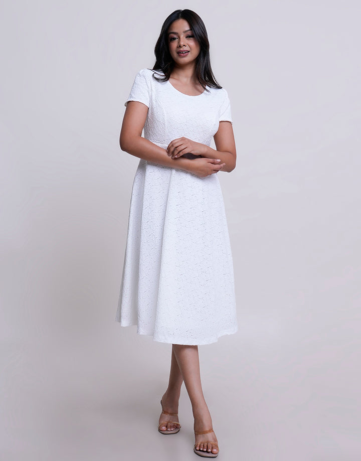 White Princess Line Dress with Short Sleeve – Spring & Summer