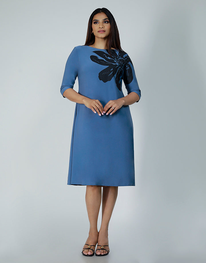 Heat and Bond Detail Dress with 3/4 Sleeve