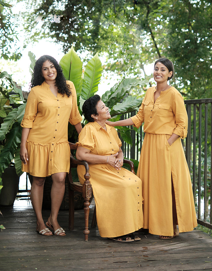 Linen Blouse with Breast Pockets