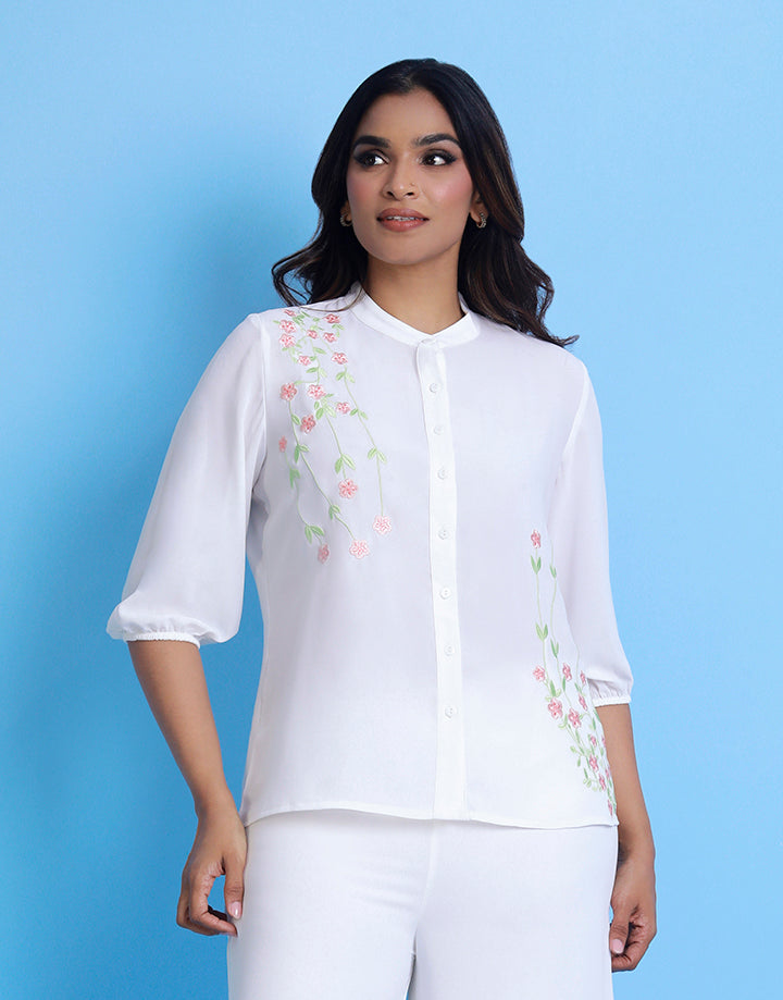 Puff Sleeves Blouse with Embroidered