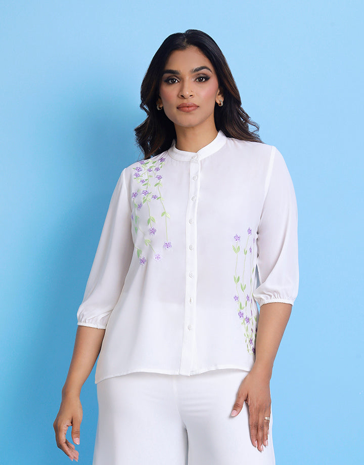 Puff Sleeves Blouse with Embroidered