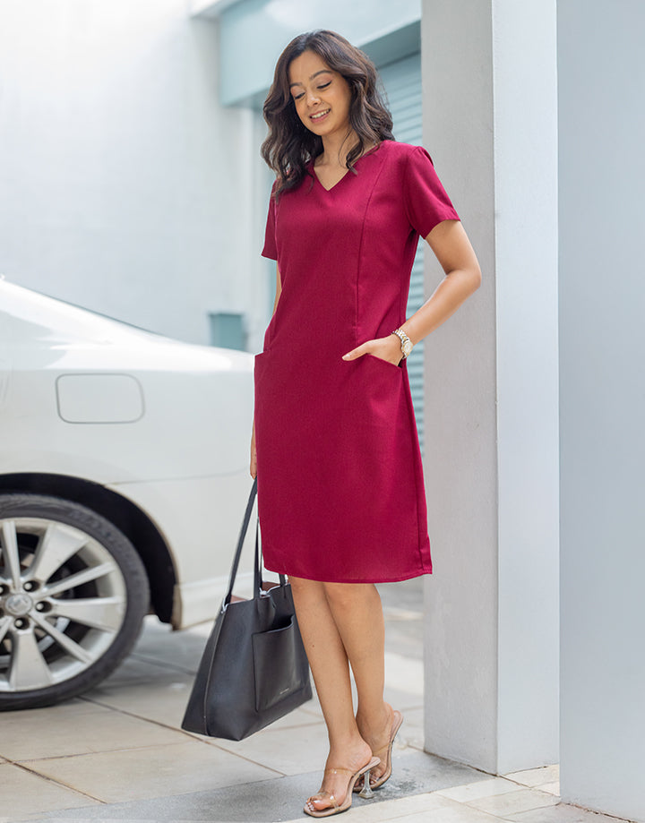Short Sleeve Dress with Style Pockets