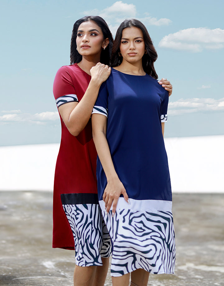 Midi Length Dress with Print Detail