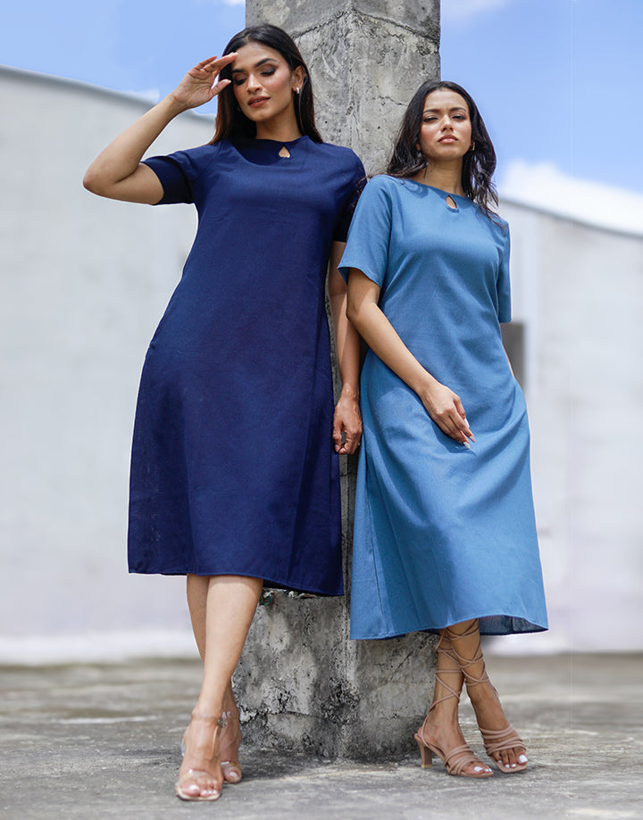Short Sleeve Dress with Front Keyhole
