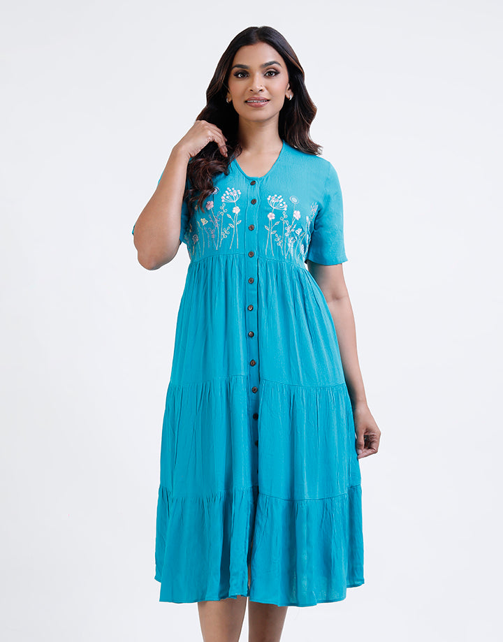 Short Sleeve Dress with Waist Embroidered Detail