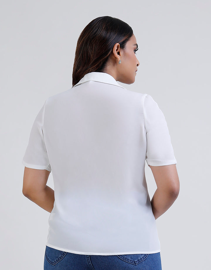 Short Sleeve Ladder Detail Collar Blouse