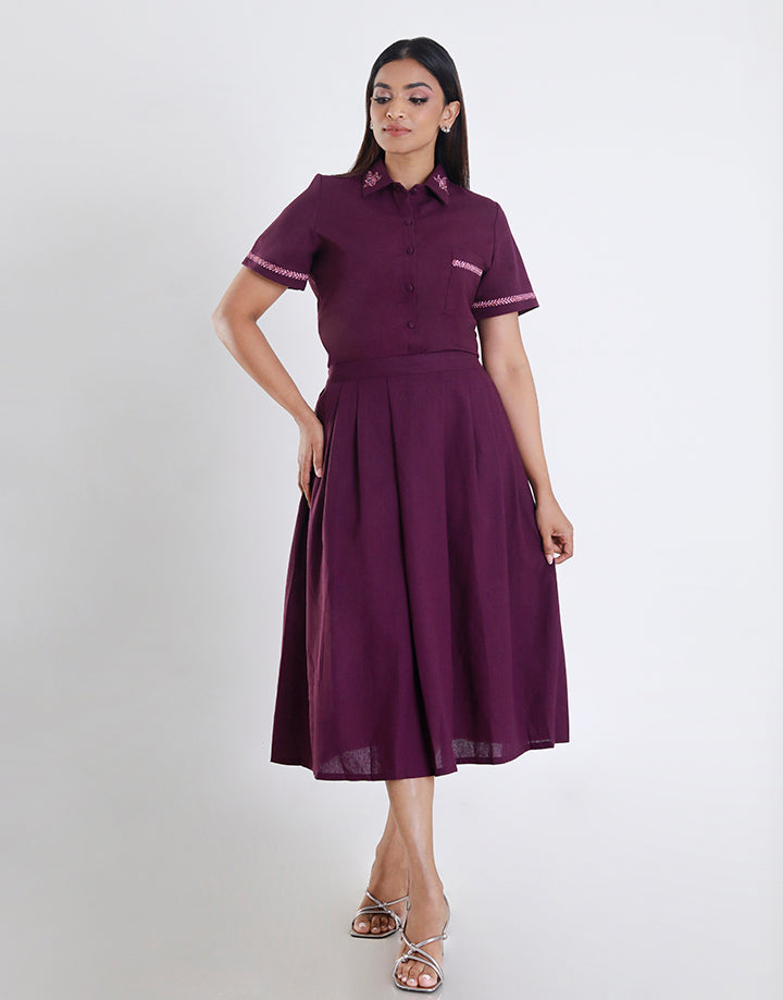 Short Sleeves Blouse with Embroidered