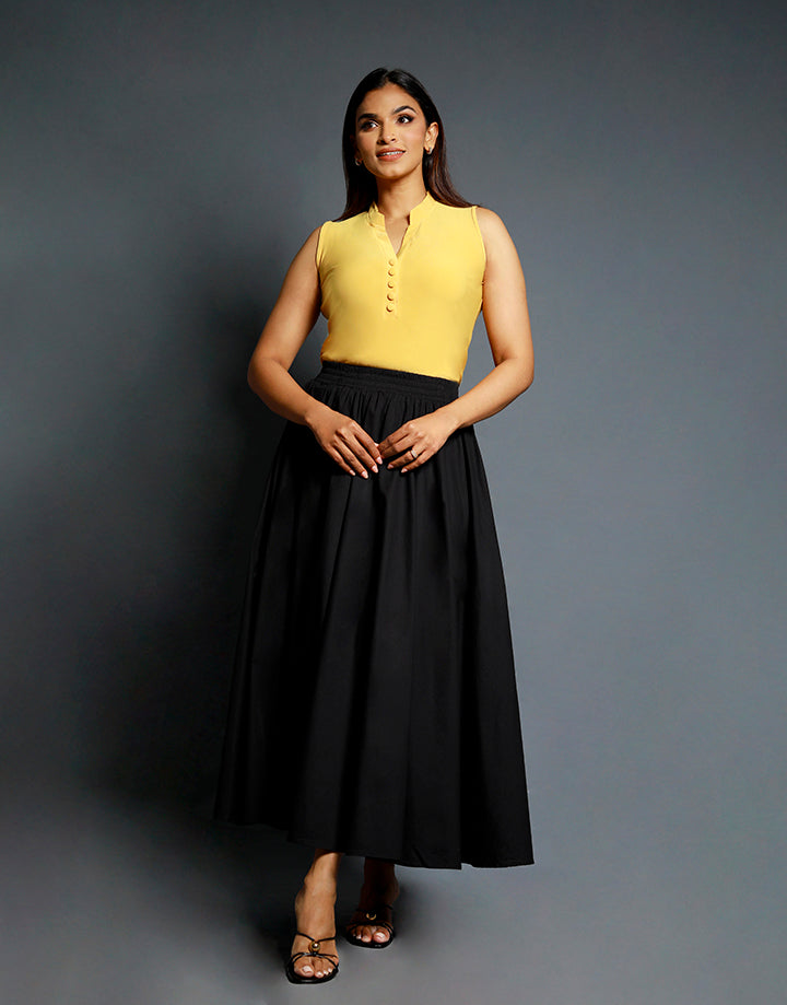 Sleeveless Blouse with Half Placket