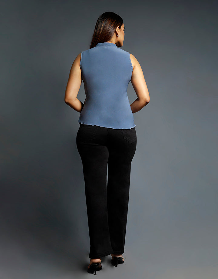 Sleeveless Blouse with Half Placket