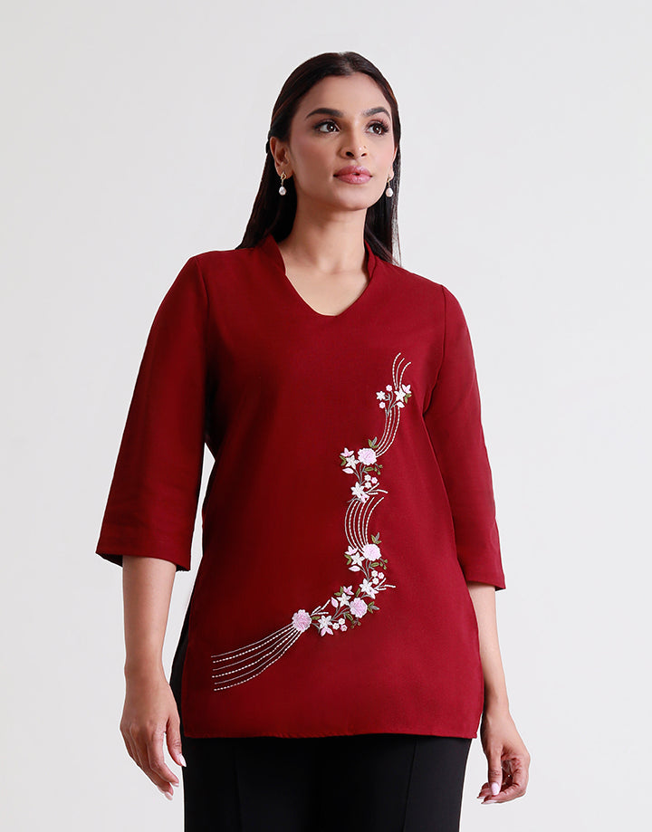 3/4 Sleeve Embroidery Half Collar Top