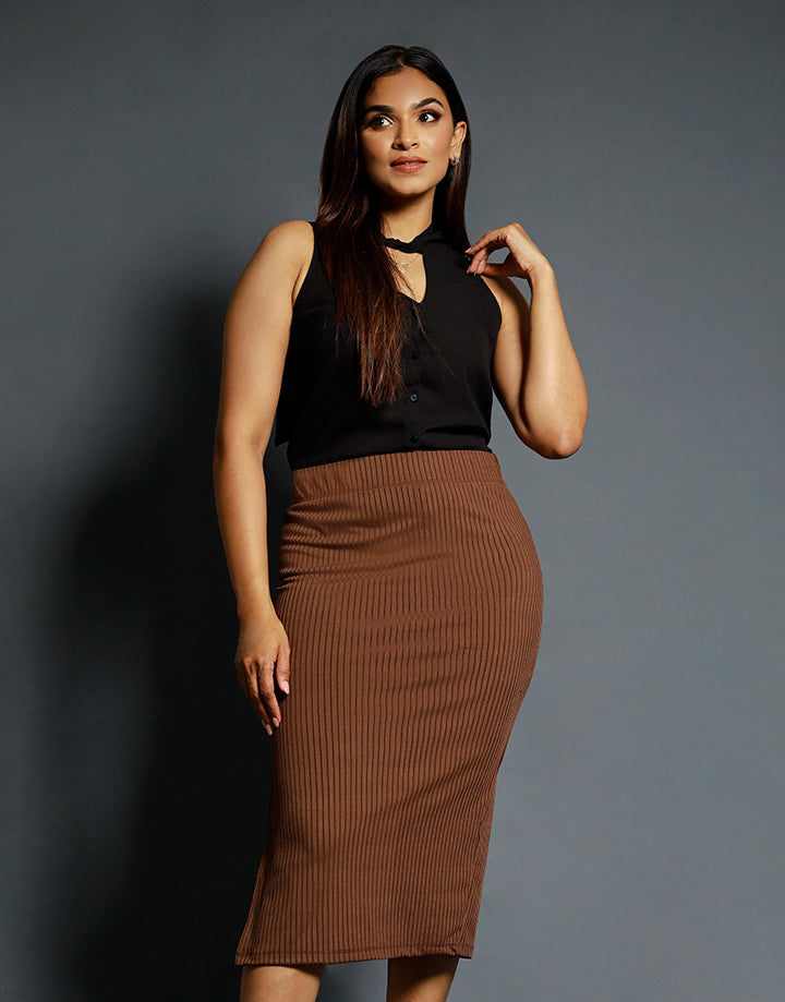 Plain Tight Skirt with Side Slit