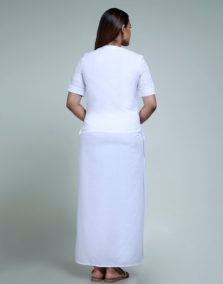 White Lungi