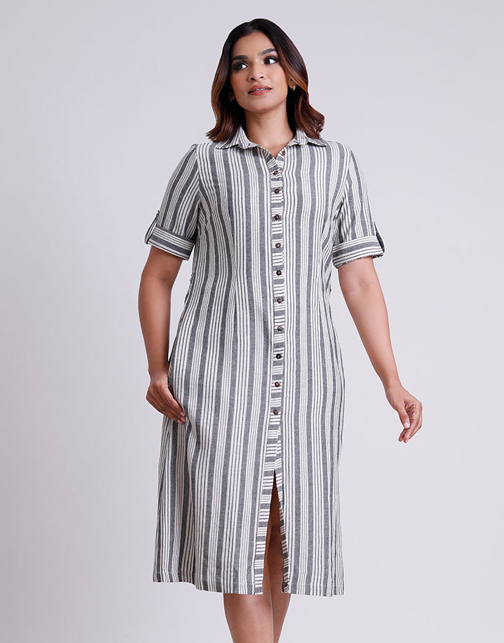 Tab Sleeve Stand Collar Dress