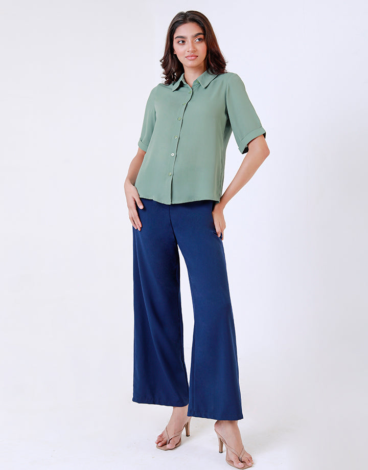 Back Pleated Blouse with Short Sleeves