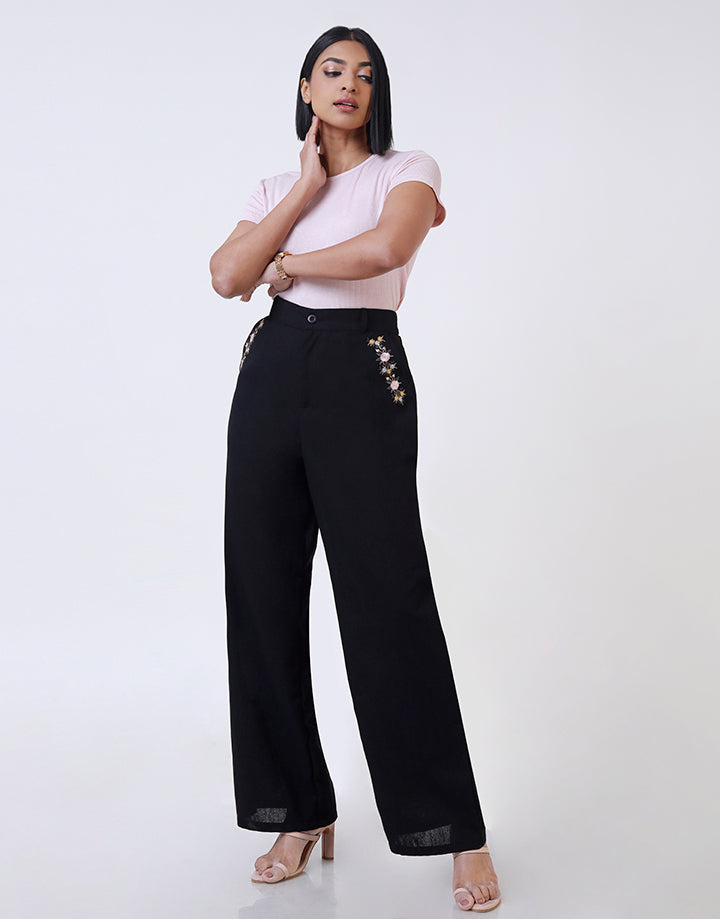 Embroidery Pocket Detailed Linen Pant