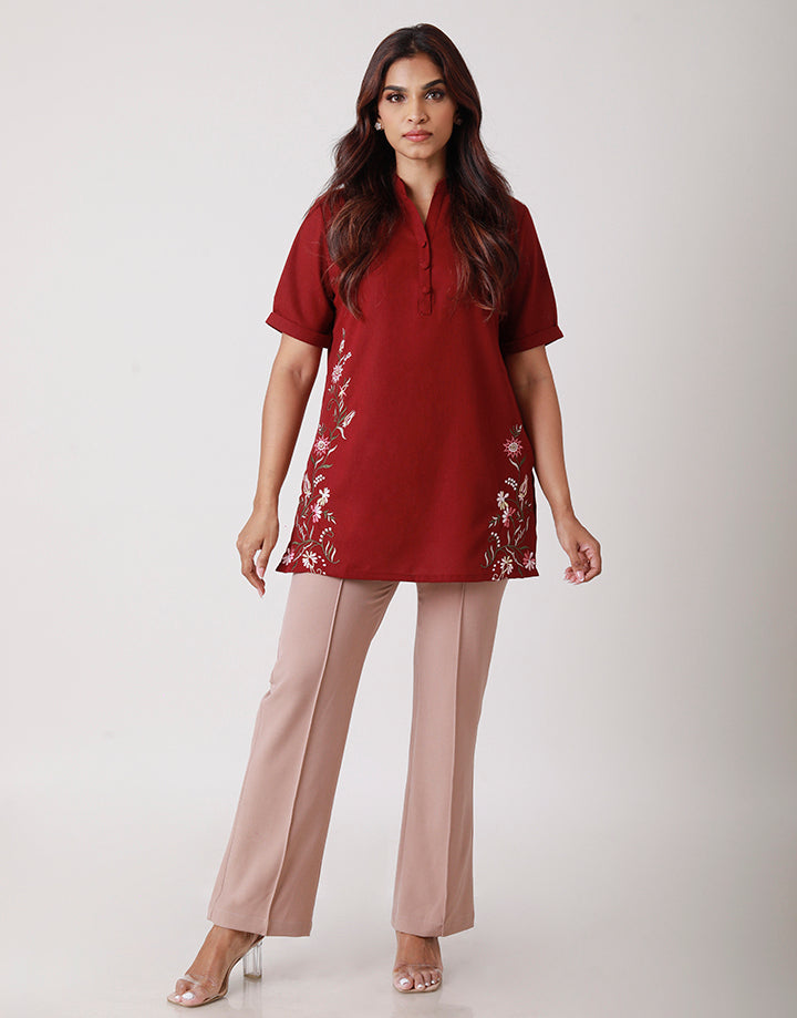 Floral Embroidered Kurtha with Folded Sleeves