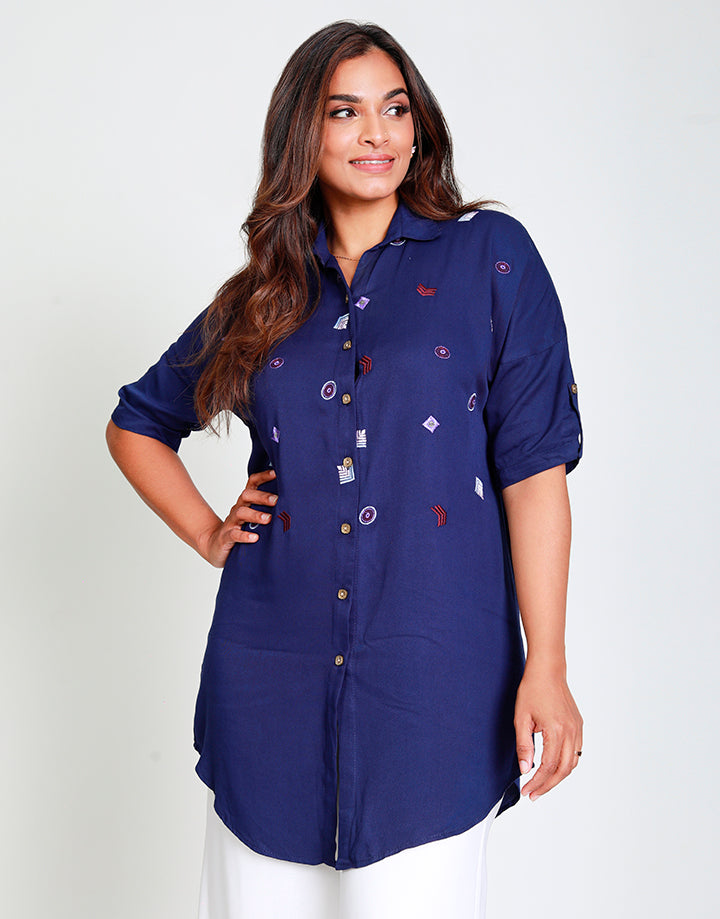Loose Fit Kurtha with Embroidery