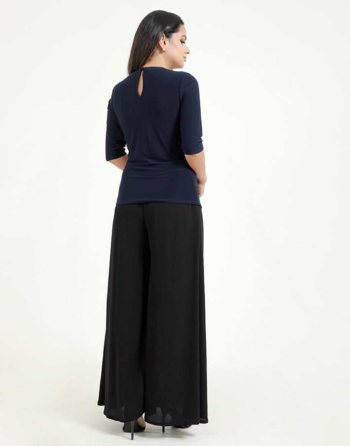 Overlapped Top with ¾ Sleeves