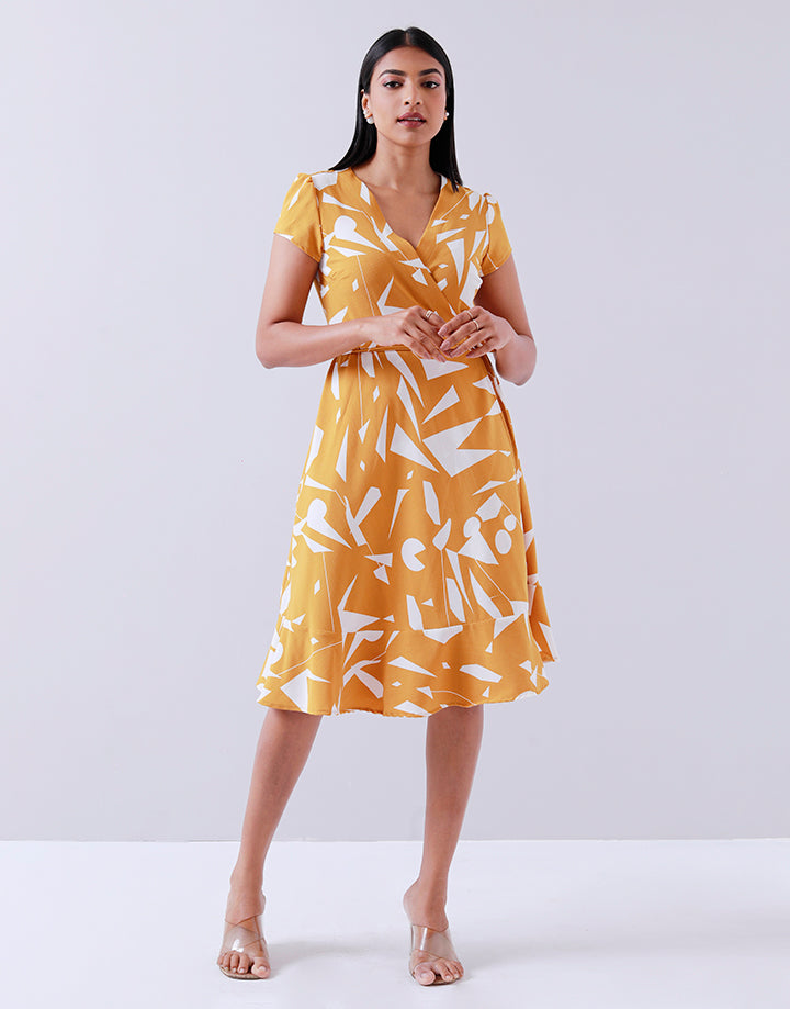 Printed Cap Sleeves Wrap Dress