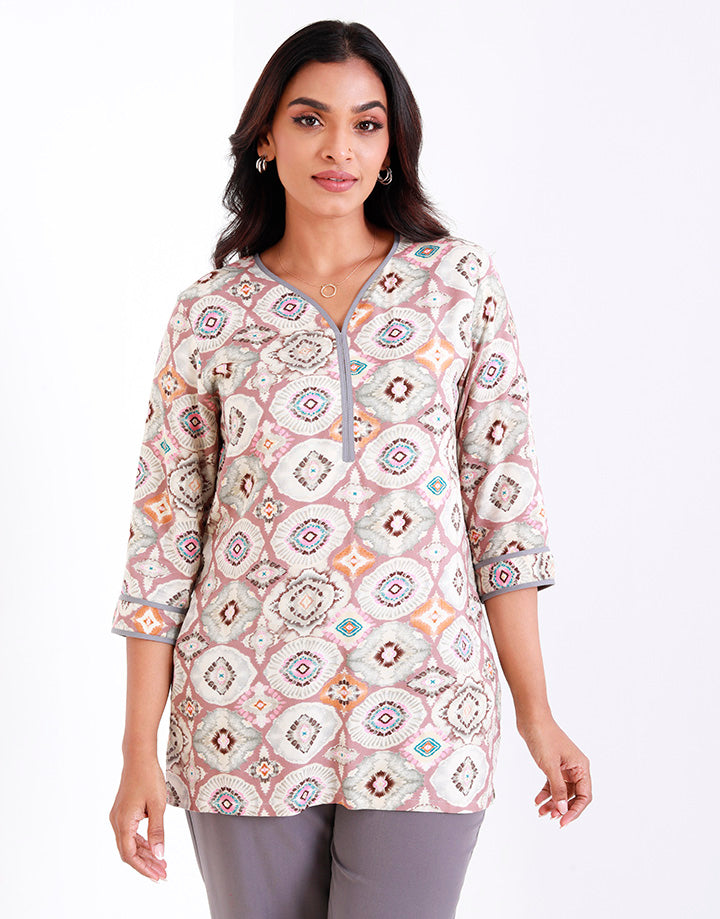 Printed Kurtha with Contrasting Piping