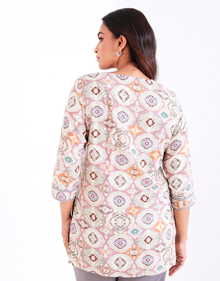 Printed Kurtha with Contrasting Piping