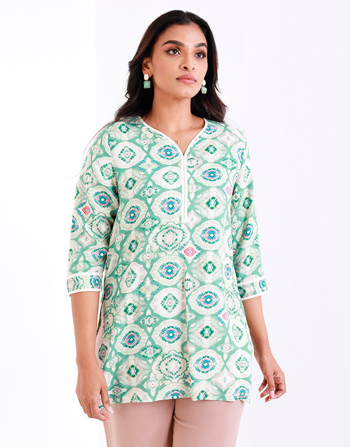 Printed Kurtha with Contrasting Piping