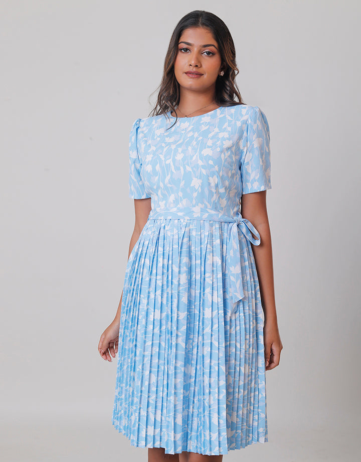 Printed Short Sleeve Pleated Dress with Belt