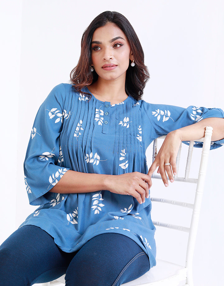 Printed Tunic Top with Pleats