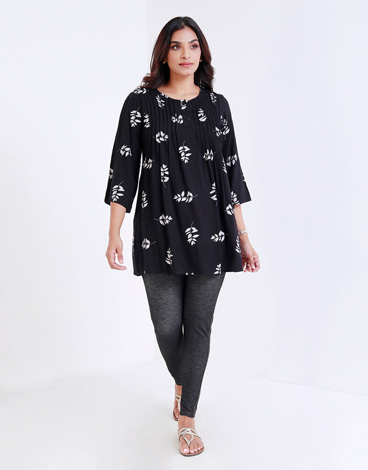 Printed Tunic Top with Pleats