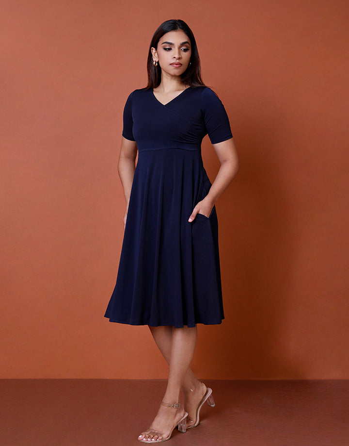 Short Sleeves Crossover Neck Dress with A-Line