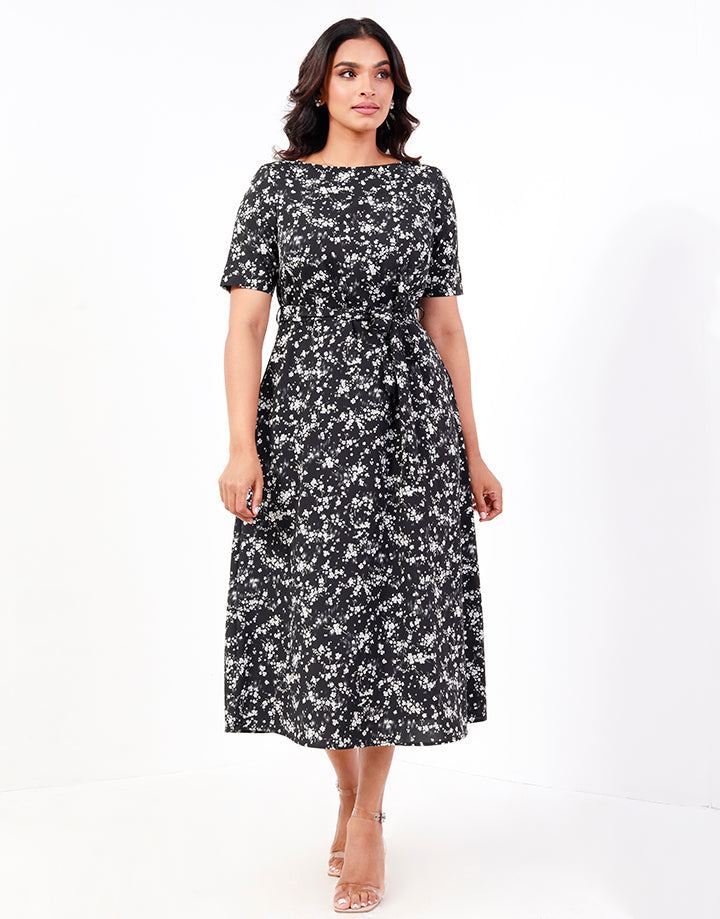 Short Sleeves Midi Dress with Side Pockets