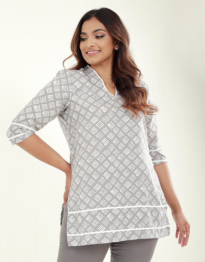 V-Neck Kurtha with Contrasting Piping