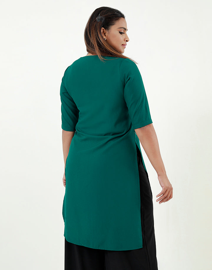 V-Neck Kurtha with Inverted Pleat