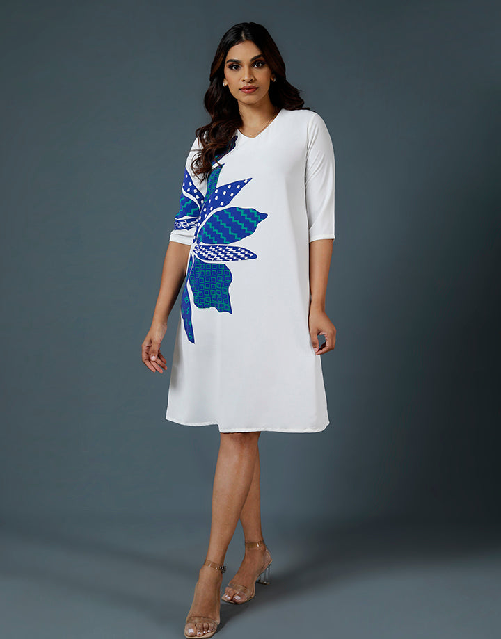 White 3/4 Sleeves Dress with Screen Print