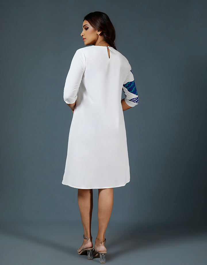 White 3/4 Sleeves Dress with Screen Print