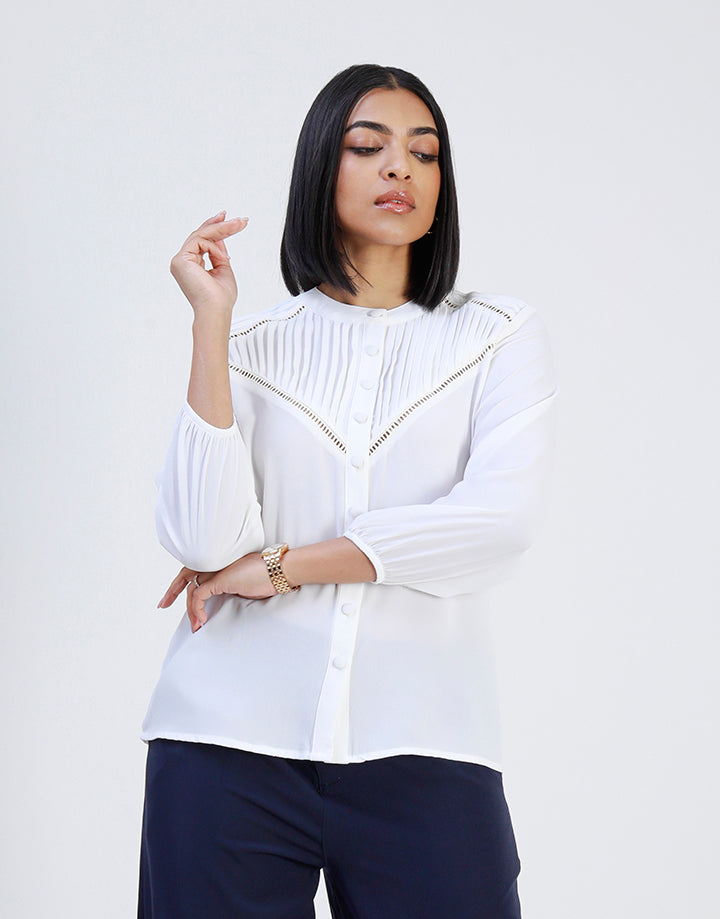 White Round Neck Blouse With Pintuck