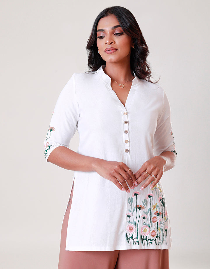 Chinese Collar Kurtha with Embroidery