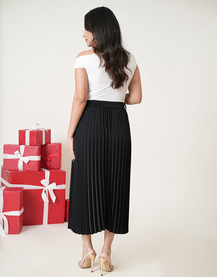 Pleated Skirt with Buckle Detail